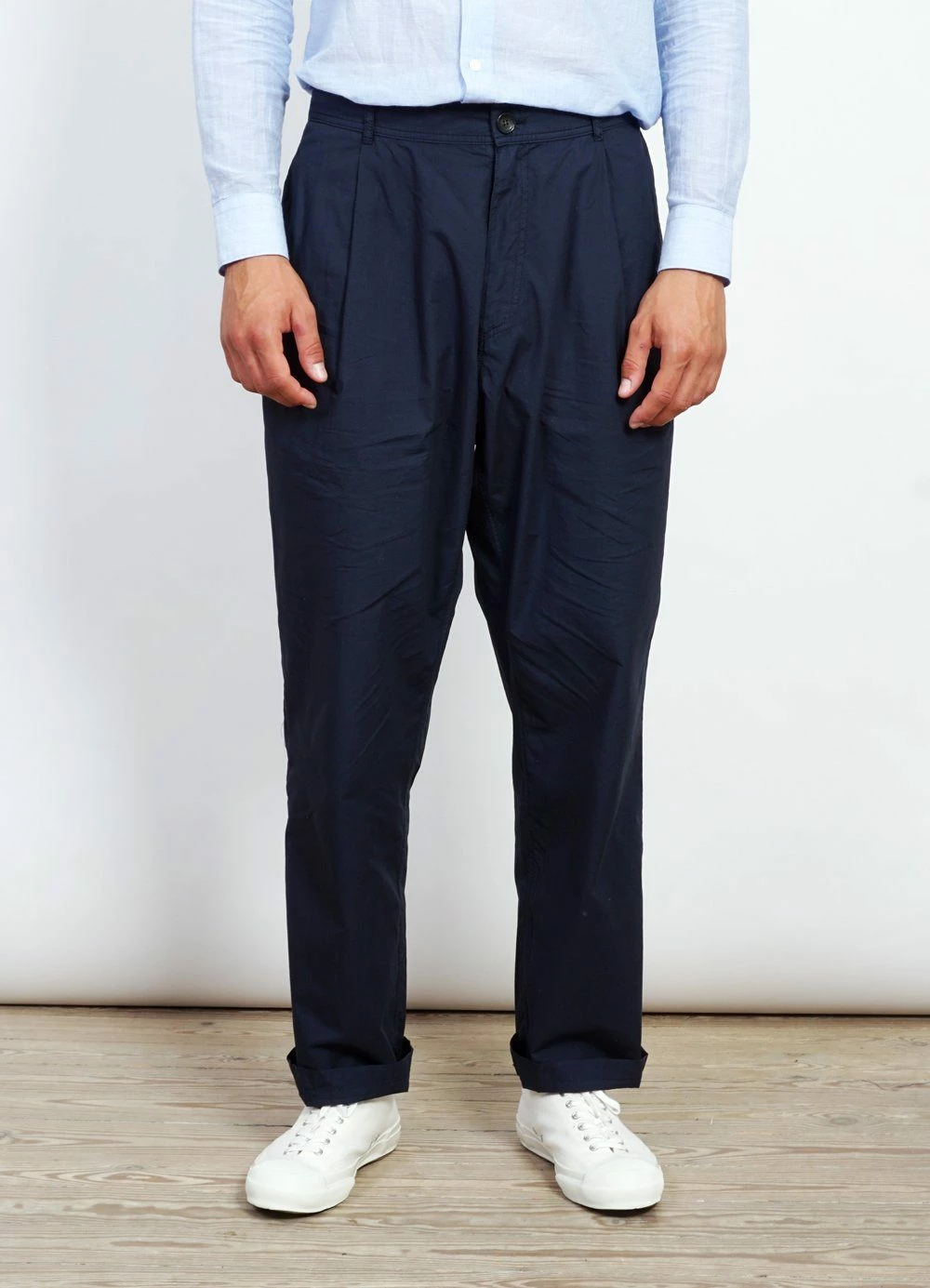 HANSEN GARMENTS EIGIL | Light Wide Cut Summer Trousers | Navy 2 HANSEN GARMENTS EIGIL | Light Wide Cut Summer Trousers | Navy - Image 2