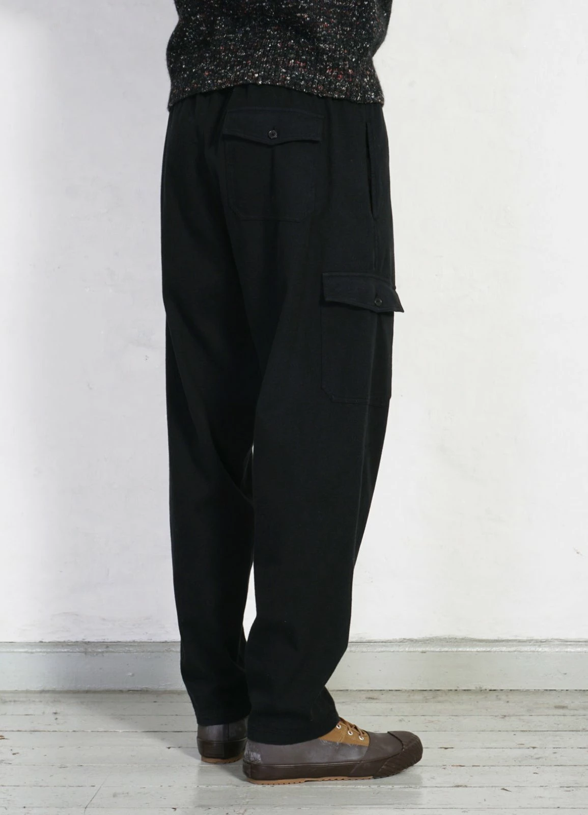 HANSEN GARMENTS JIMMY | Casual Cargo Drawstring Pants | Black 3 HANSEN GARMENTS JIMMY | Casual Cargo Drawstring Pants | Black - Image 3