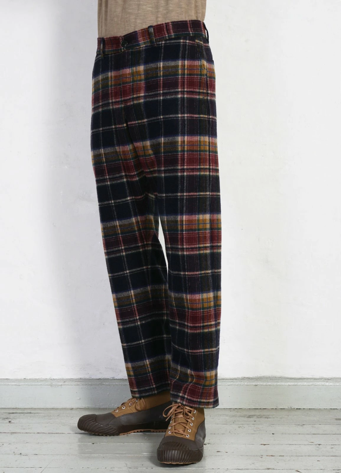 HANSEN GARMENTS TYGE | Wide Cut Cropped Trousers | Multi Colour Check 11 HANSEN GARMENTS TYGE | Wide Cut Cropped Trousers | Multi Colour Check - Image 11