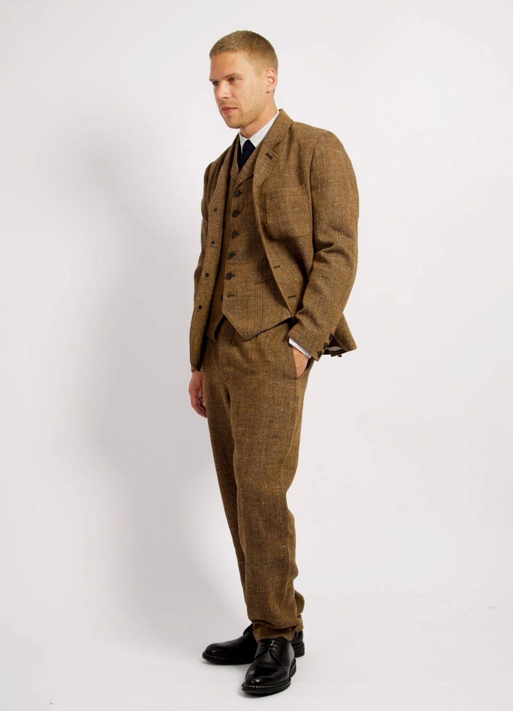 HANSEN GARMENTS WILLIAM | Classic Casual Vest | Cognac 4 HANSEN GARMENTS WILLIAM | Classic Casual Vest | Cognac - Image 4